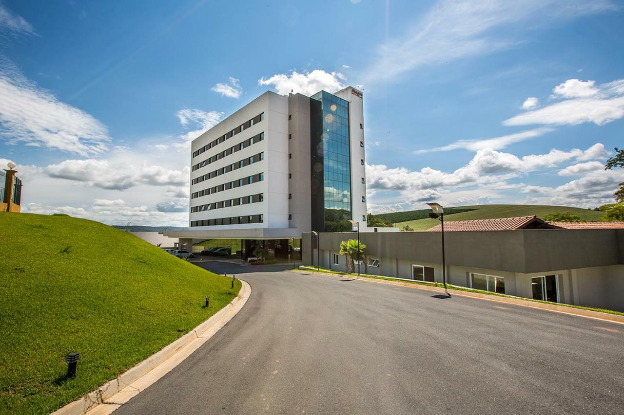 Alegro Hotel Жарину Экстерьер фото